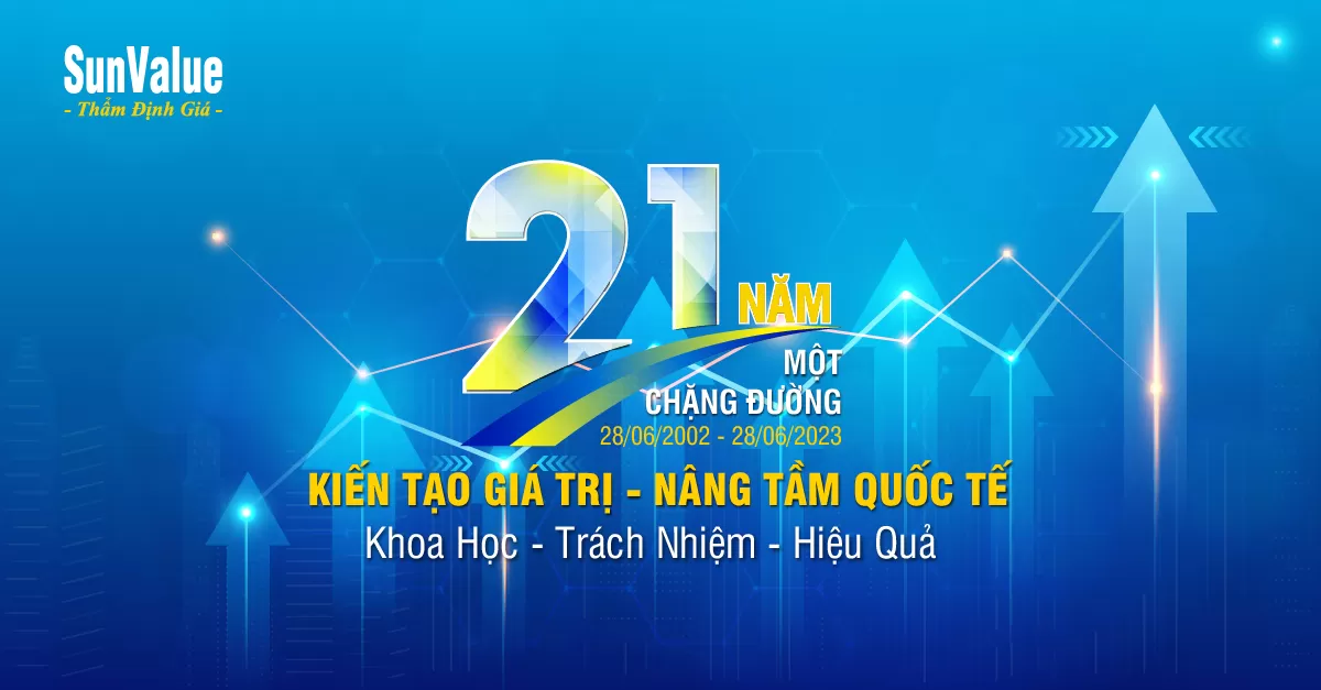 21 NĂM