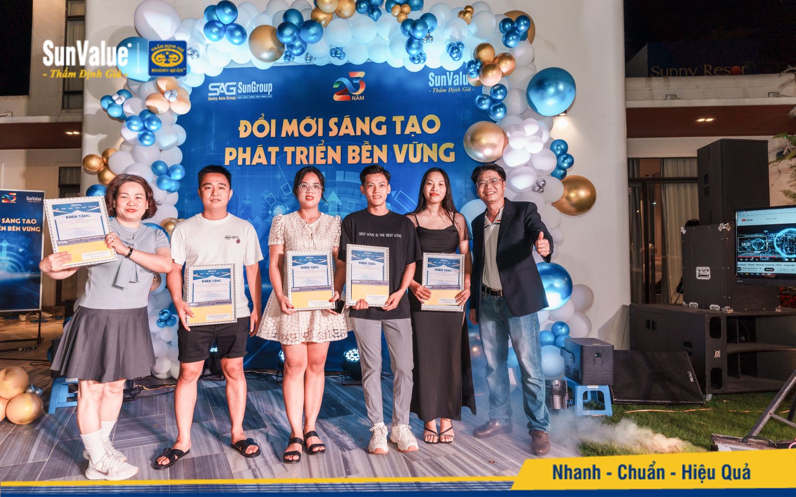 Trao giải cho CBNV có hợp đồng doanh nghiệp cao nhất 6/2025