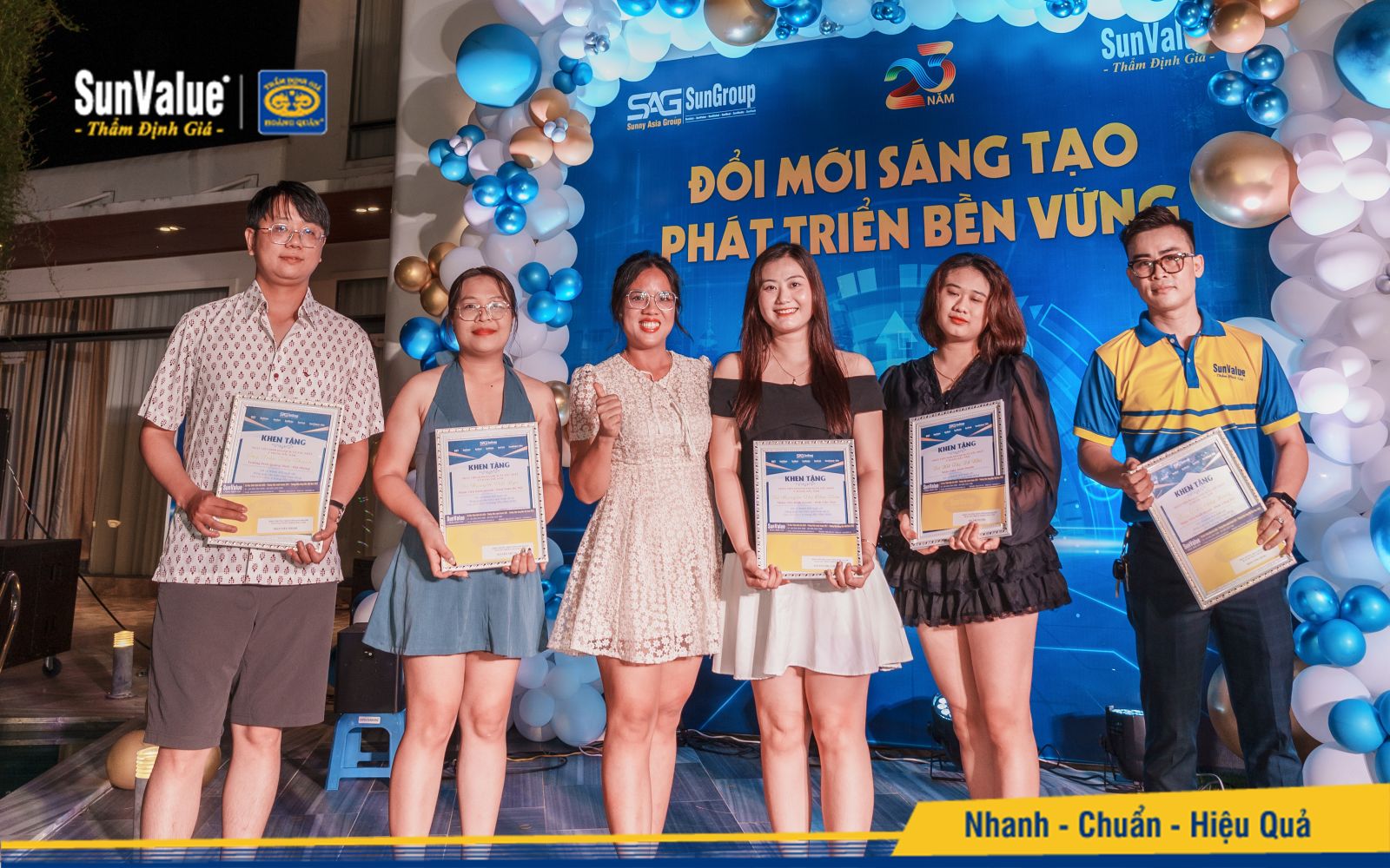Trao giải NVKD xuất sắc nhất 6 tháng đầu năm