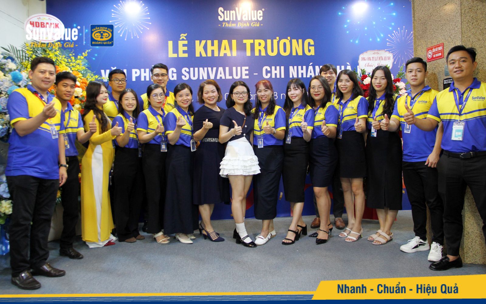 Buổi lễ có sự tham dự của Ban lãnh đạo Thẩm định giá Hoàng Quân và tập thể CBNV